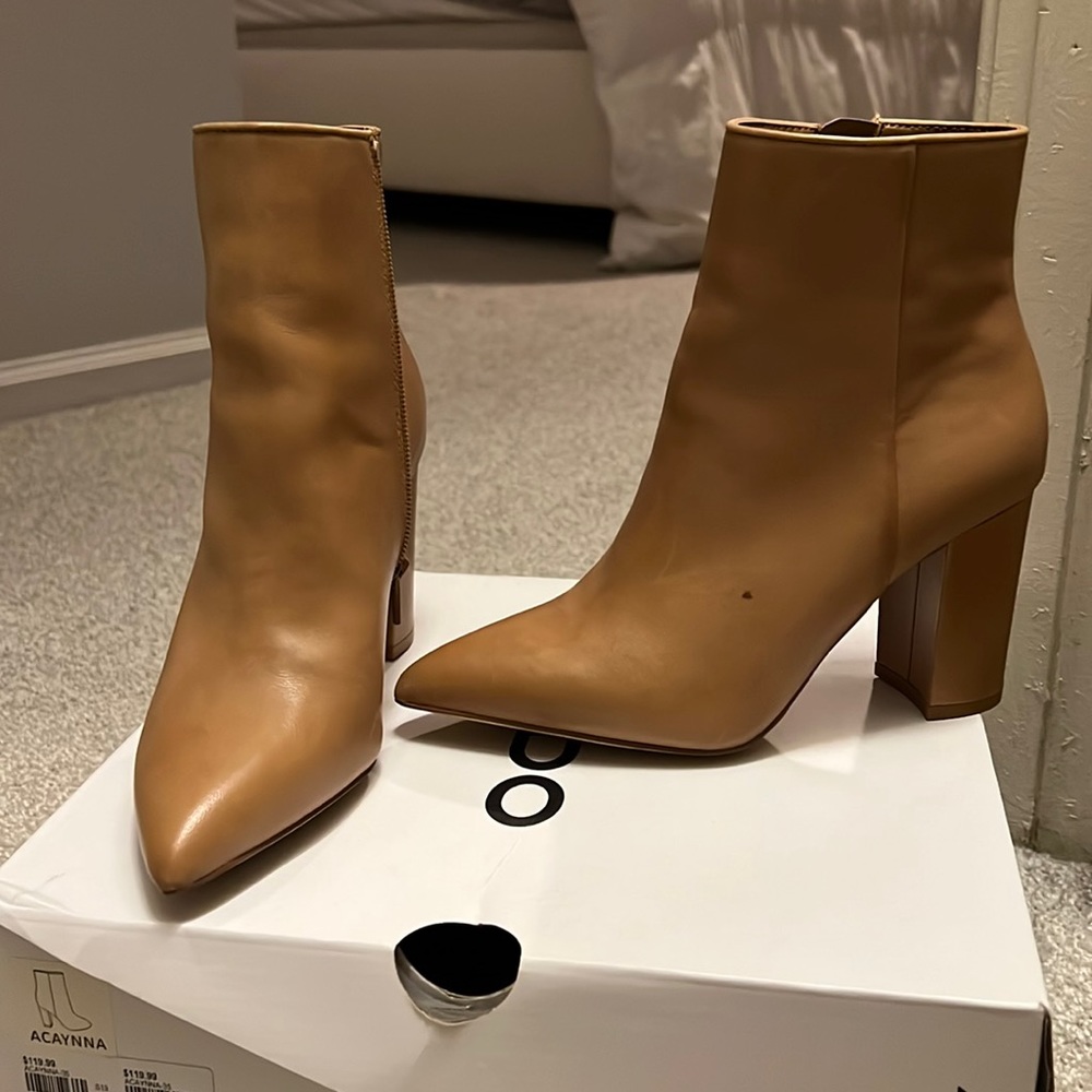 Aldo Acaynna Boots